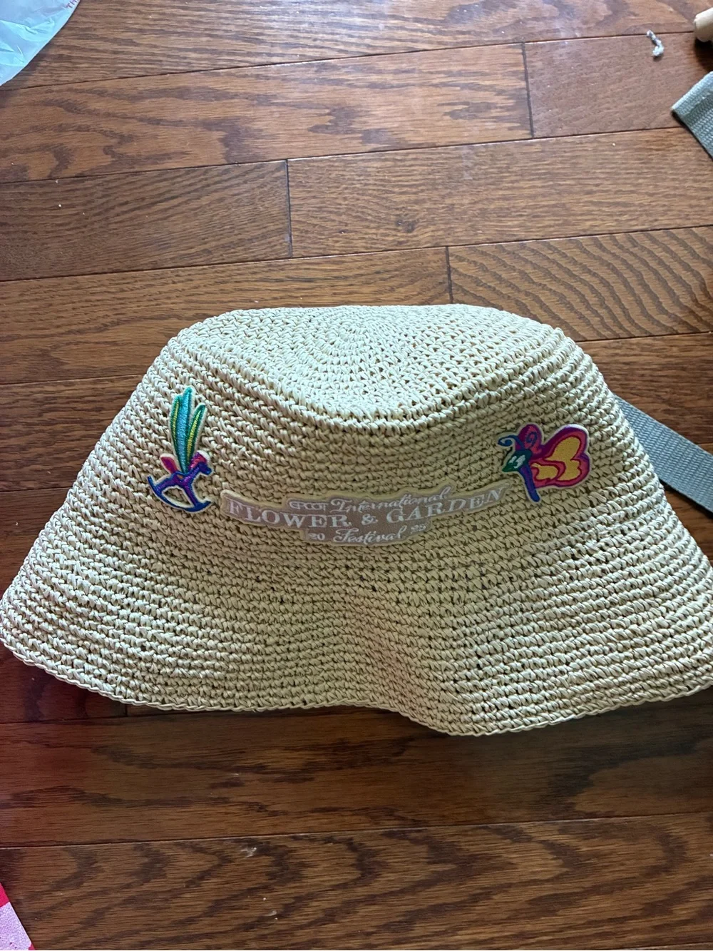 2025 Flower & Garden Festival Straw Bucket Hat with Colorful Patches - Beige